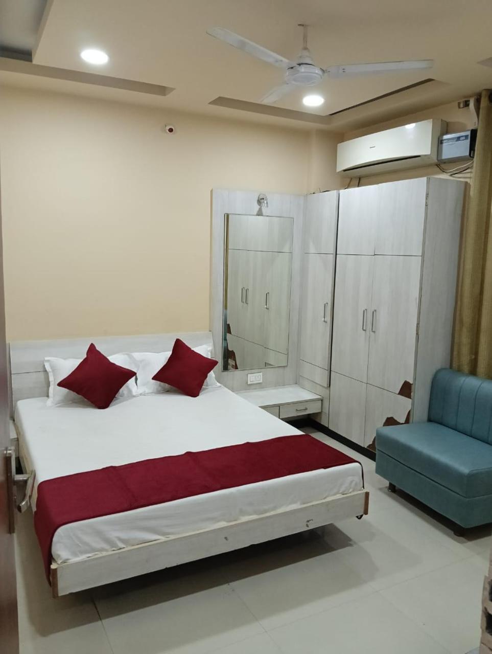 Hotel Tirupati Palace Indore Exterior foto
